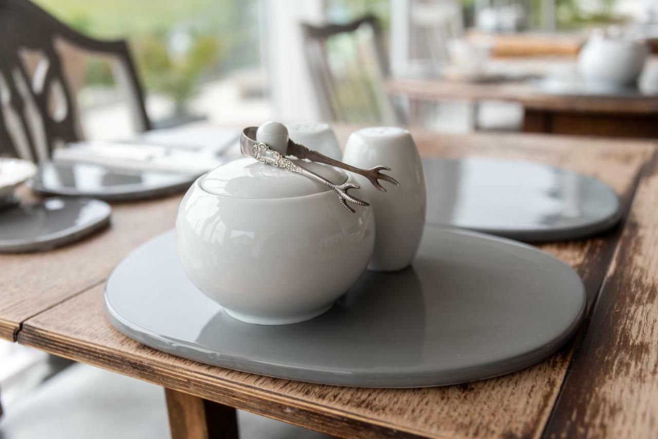 Bed and Breakfast The Dartmouth Boutique B &B Экстерьер фото